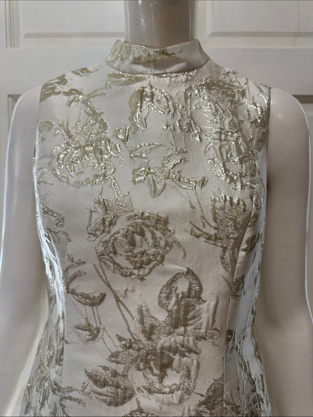 Aidan Mattox Ivory Metallic Floral Jacquard Mini Dress Size 6 - Picture 3 of 16